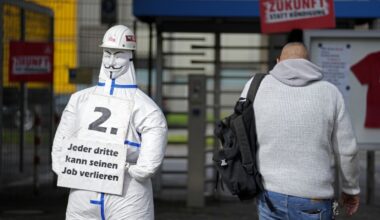 German auto and engineering workers to get 5.5% wage rise after union negotiations