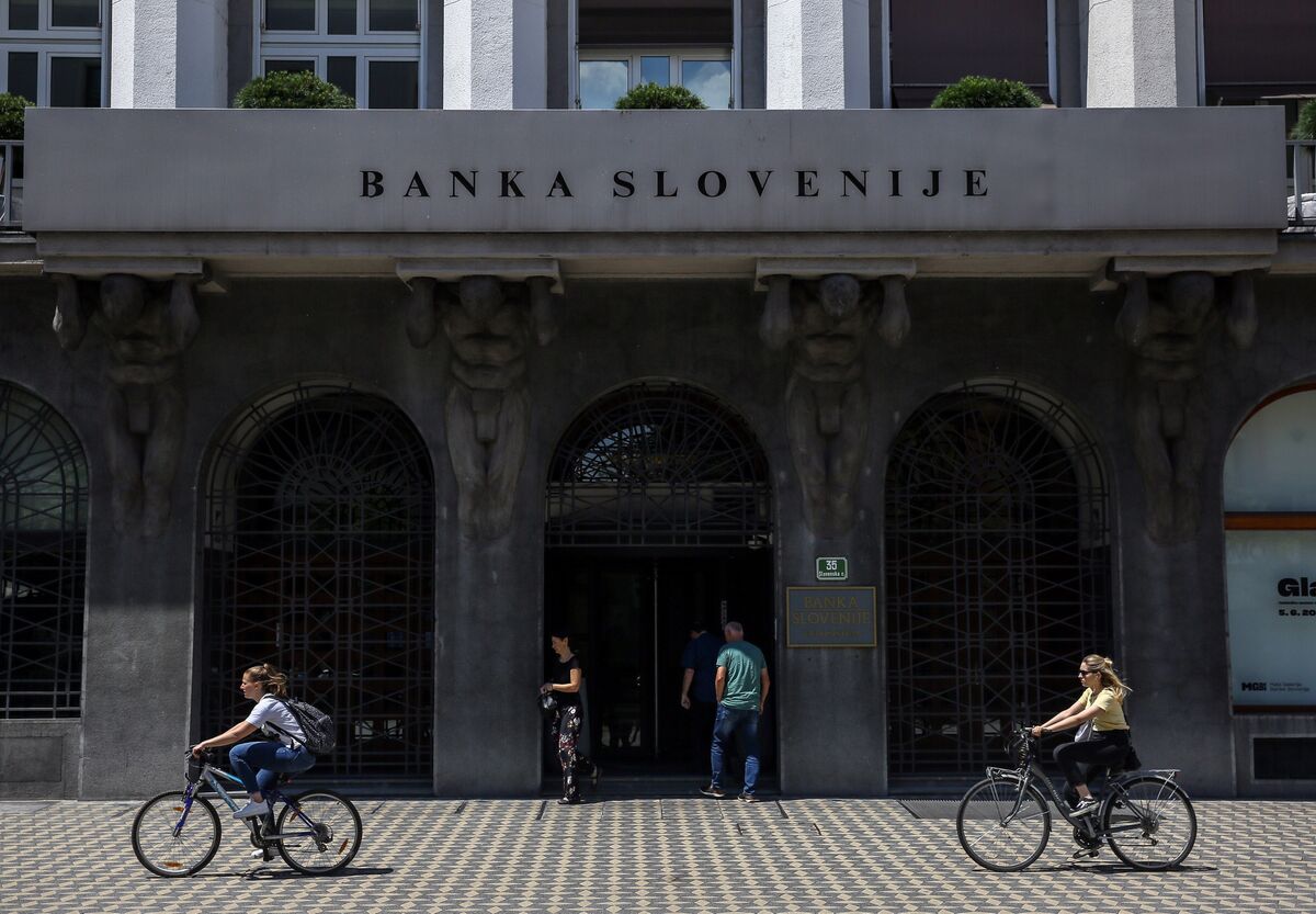 Slovenian Parliament Rejects Anton Rop as Central-Bank Governor
