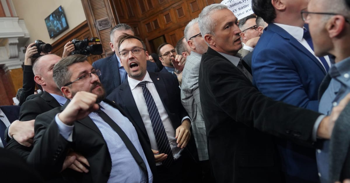 Fists fly as mass brawl erupts in Serbia’s parliament – POLITICO