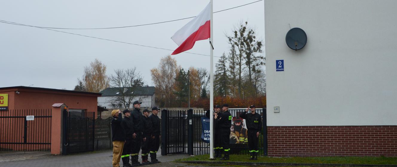Niepodległa Polska - Komenda Powiatowa Państwowej Straży Pożarnej w Łobzie