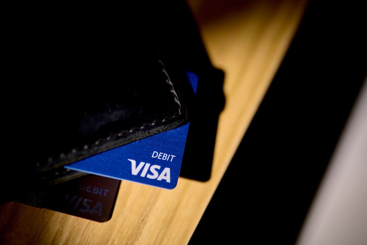 Visa, Coinbase Offer Real-Time Crypto Purchases Via Debit Cards