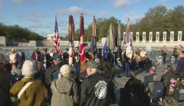 Veterans Day ceremony at World War II Memorial in DC remembers those who served