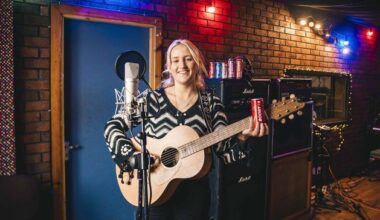 Niamh Murray: Lurgan woman on how she quit Iceland job for full-time music career: ‘I went from stacking shelves to singing my heart out’