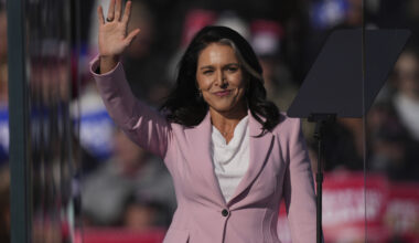 Tulsi Gabbard Speaking At Trump Rally