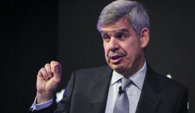 El-Erian Says Europe’s ‘Ugly’ Economy Risks Driving Euro Lower