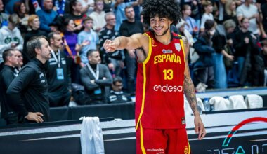 El esperado (e ilusionante) debut de Izan Almansa con España: 15.000 kilómetros, 10 puntos en 10 minutos y los consejos de Fran Vázquez - El Mundo