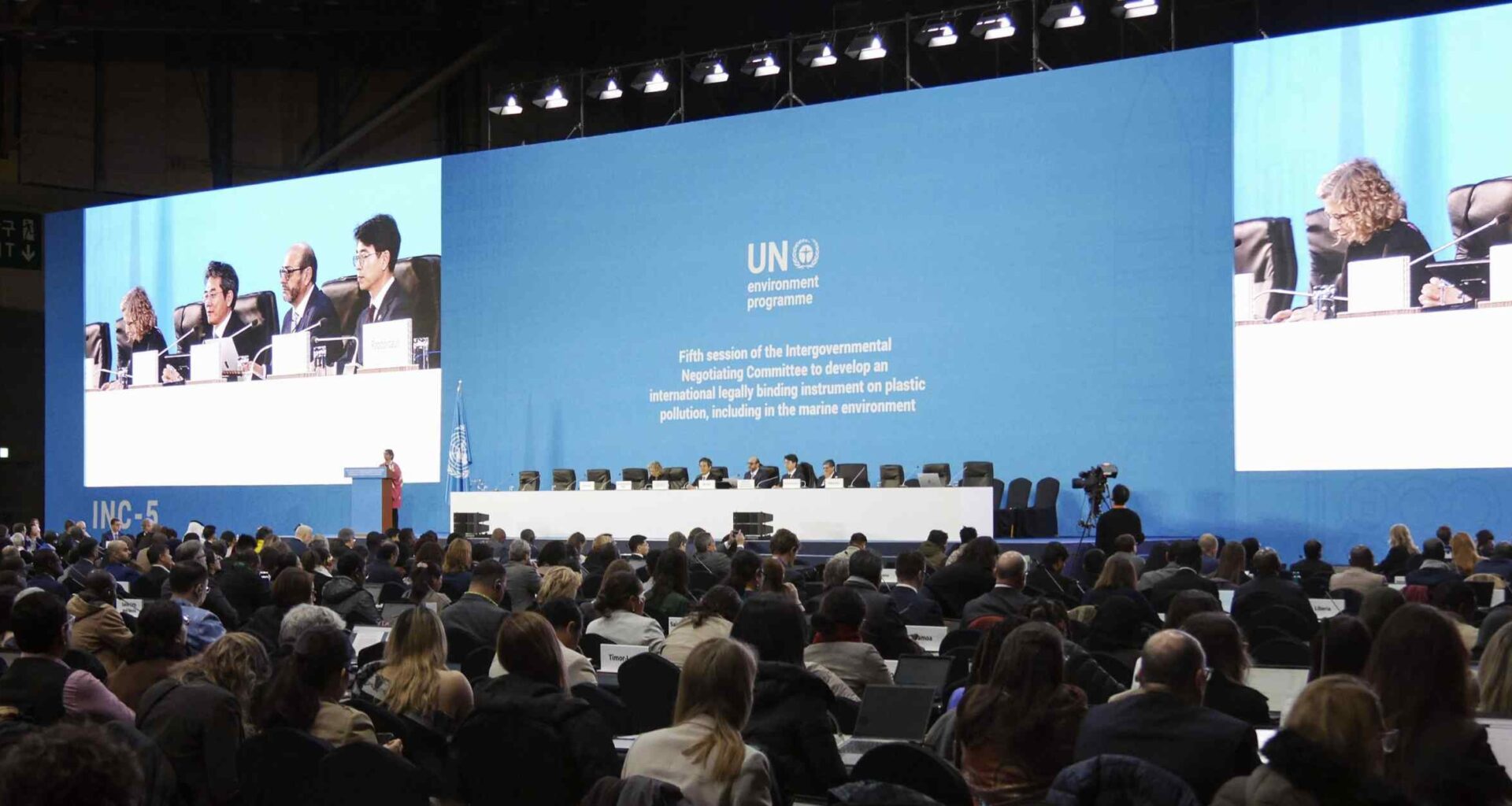U.N. plastic pollution talks in Busan seek last-chance deal to curb waste