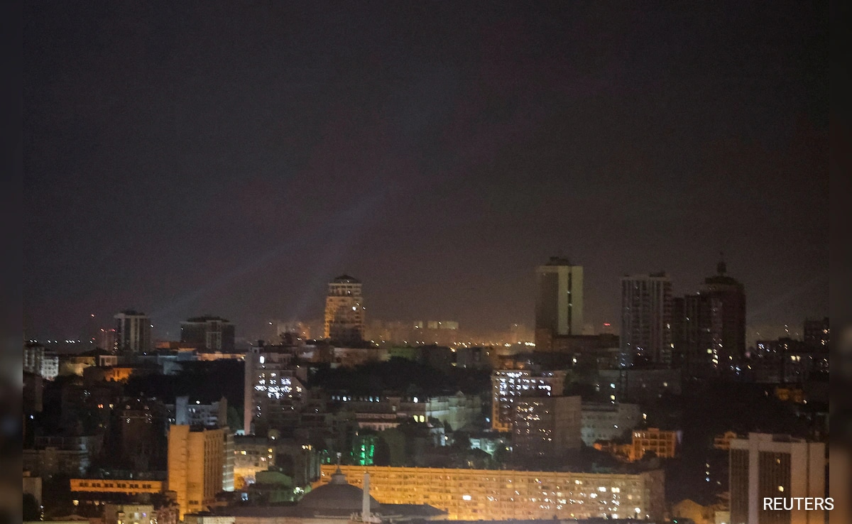 Ukraine's Kyiv Under Multi-Wave Russian Drone Attacks, Claims Mayor