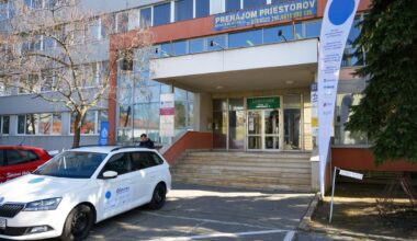 Lacking coordination and cash, municipalities struggle to integrate foreigners