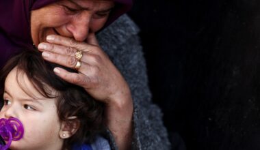 Lebanese Australians reminded of past wars as Israel attacks Lebanon again | Israel attacks Lebanon