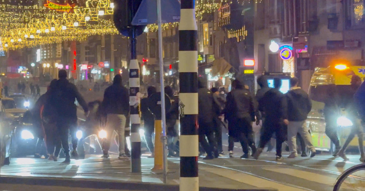 Israeli soccer fans attacked in Amsterdam, with 5 hospitalized and dozens of suspects arrested