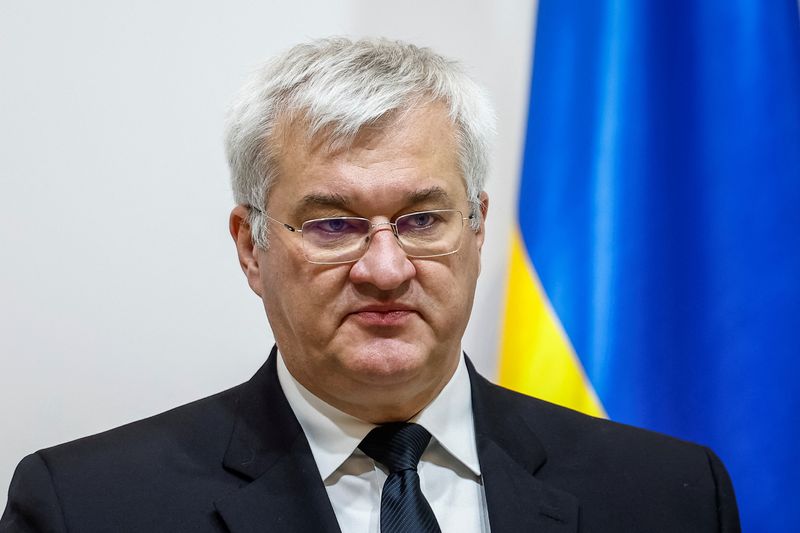 L'Ukraine demande à l'OTAN de l'inviter à adhérer à l'organisation la semaine prochaine, d'après une lettre