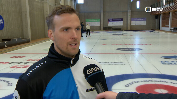 Eesti kurlingunaisi juhendav Norra tipp: mulle meeldib siinne kultuur | Kurling