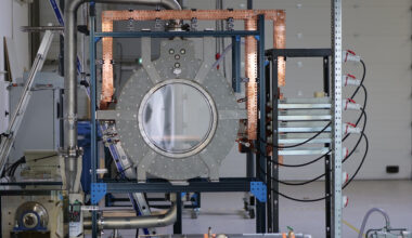 Simplifying stellarator technology to achieve fusion energy