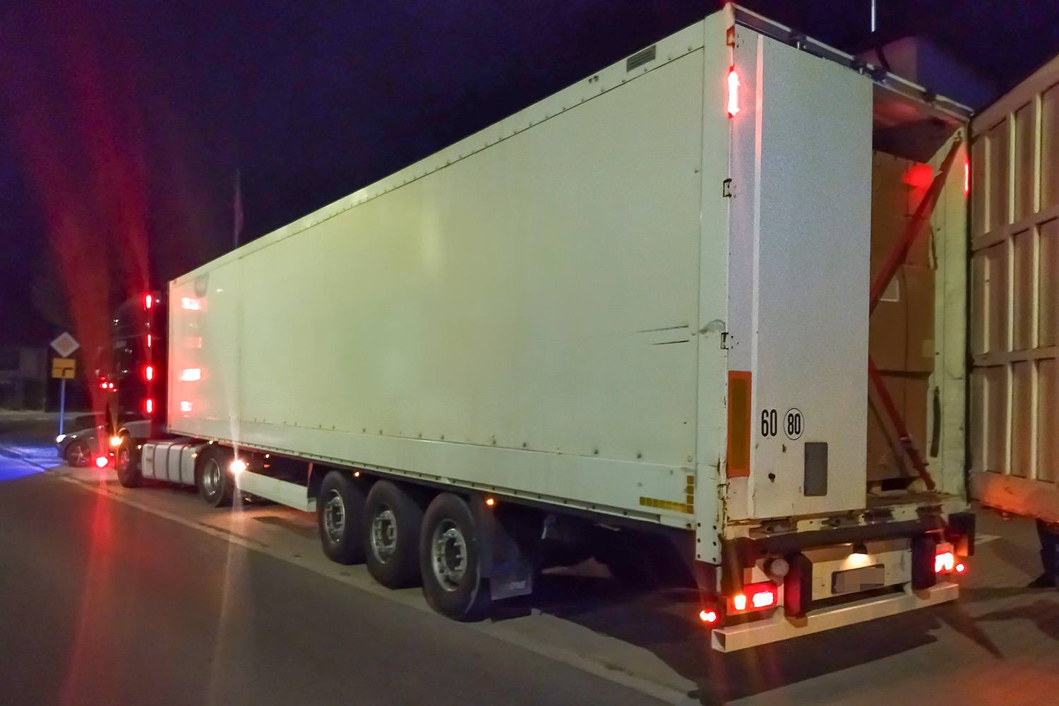 16 ton tytoniu przejęte przez służby - Aktualności