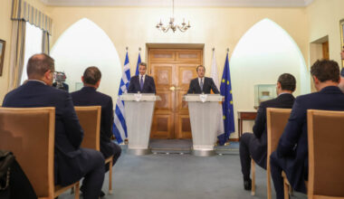 Mitsotakis and Christodoulides reaffirm commitment to Cyprus issue resolution talks