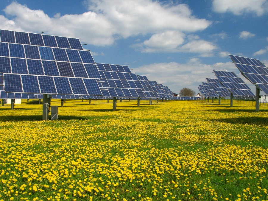 Czechia: Investors want to take legal action against planned retroactive cuts to subsidies for PV plants