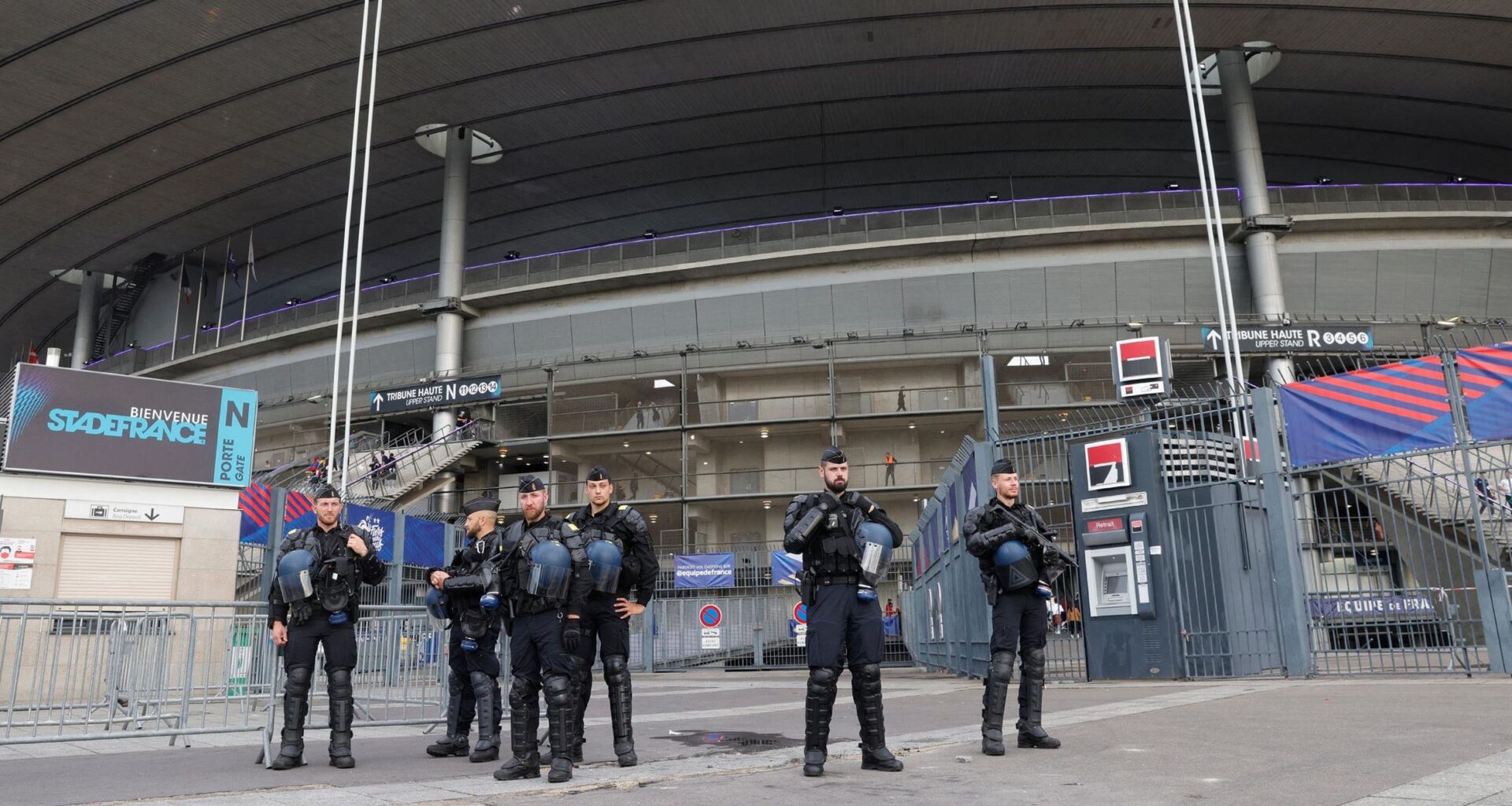 Foot: 4.000 forces de l'ordre mobilisées pour France-Israël (préfet de police)