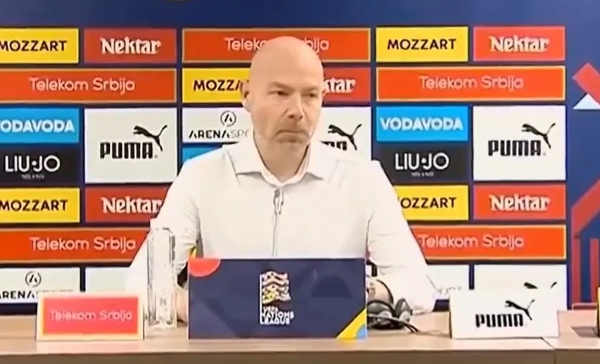 Brian Riemer was involved in an awkward post-match press conference