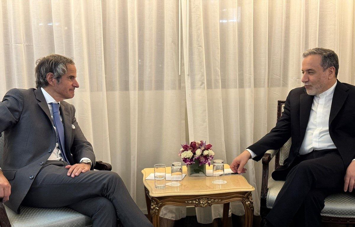Iran says ready for nuclear talks with E3 based on interests and rights