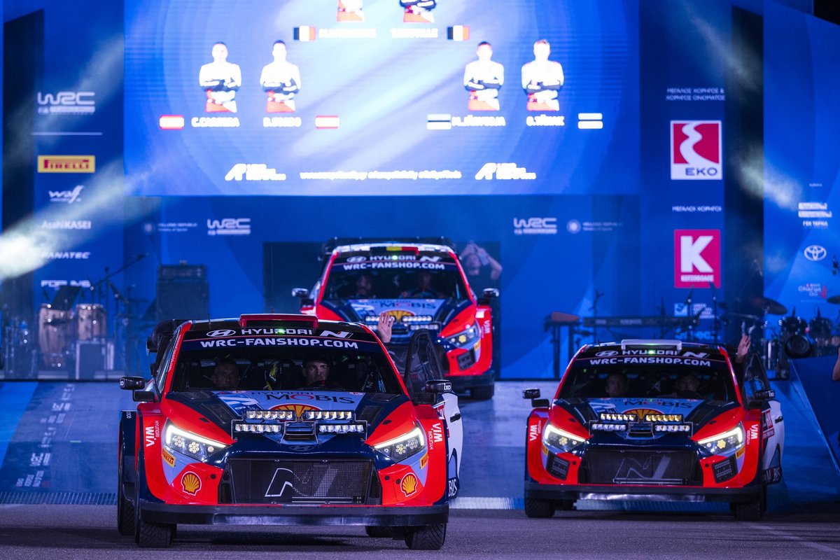 AJAKAVA | Jaapani ralli algas testikatsega, Tänak näitab parimat tempot