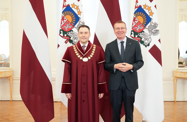 Satversmes tiesas tiesneša amatā stājas Dr.iur. Juris Juriss – Jurista Vārds