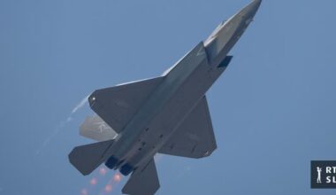 Kitajska po desetih letih razvoja predstavila svoje najnaprednejše vojaško letalo J-35A