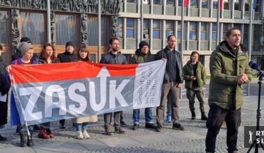 Samozaposleni v kulturi zaradi zahtevkov po vračanju covidne pomoči dolgujejo milijon evrov