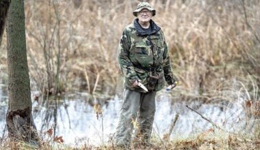Love of nature calls Burton man to volunteer, work to help environment | Local Government