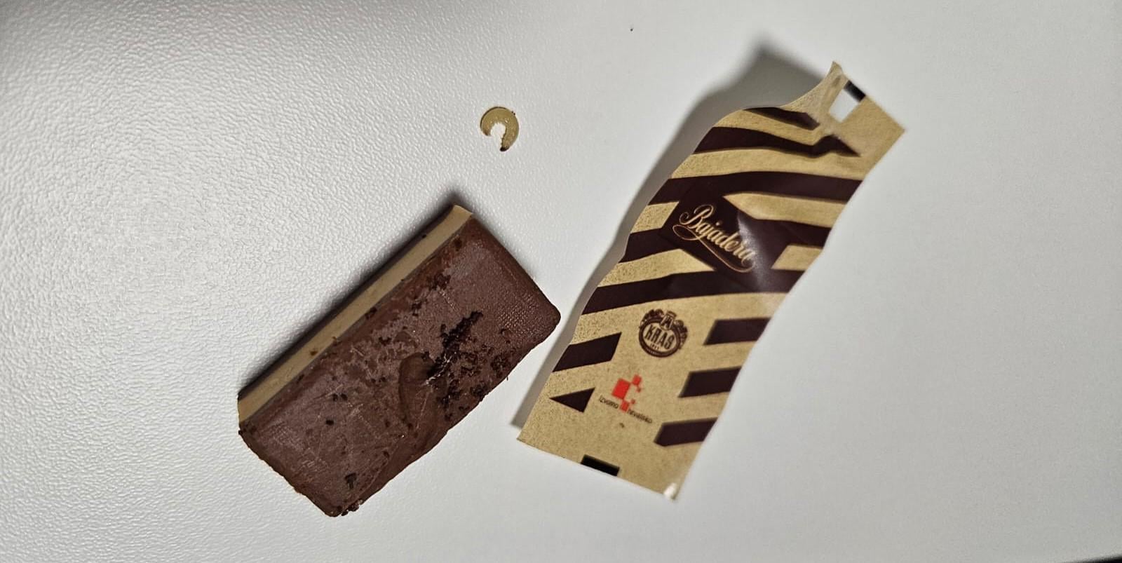 Bajadera s dodanim proteinima