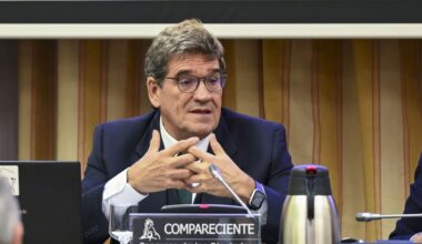 Escrivá se estrena en el Congreso como gobernador del Banco de España