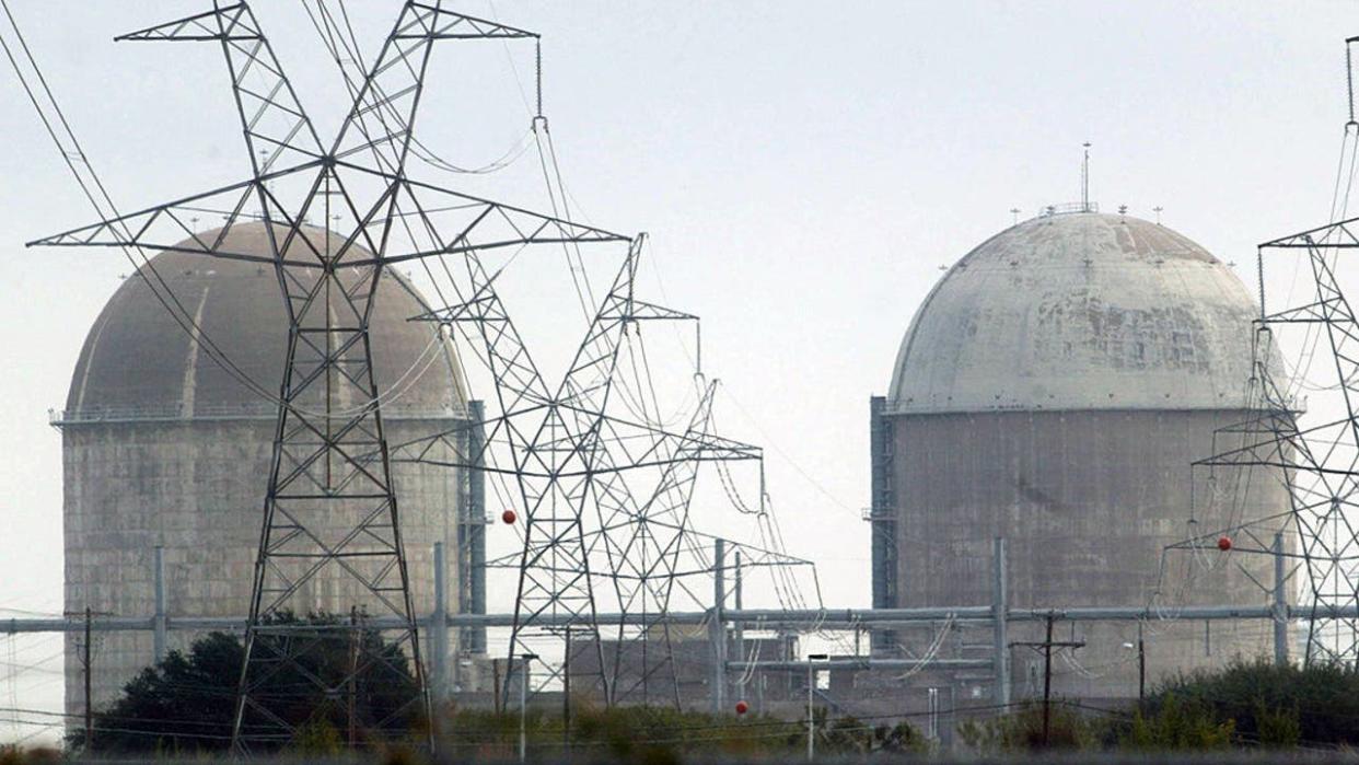 <div>UNITED STATES - NOVEMBER 13: The Comanche Peak nuclear power plant in Glen Rose, Texas, U.S., on Tuesday, Nov. 13, 2007. Texas, facing mounting energy needs, a surge in population and persistent air pollution in its biggest cities, is putting out the welcome mat for nuclear power plants. (Photo by Mike Fuentes/Bloomberg via Getty Images)</div>