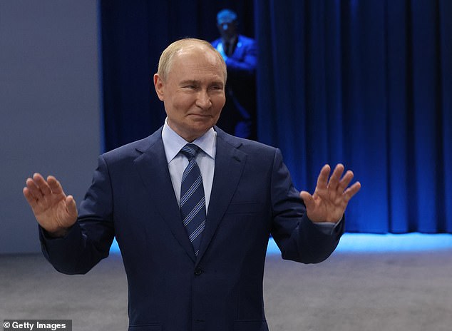Putin¿s implied threat of a nuclear response to the West allowing its weapons to be used by Ukraine in attacks on Russia has led some experts to suggest World War III may be on the cards