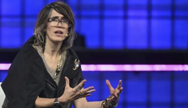 'Harness The Now': British Singer Imogen Heap Embraces AI