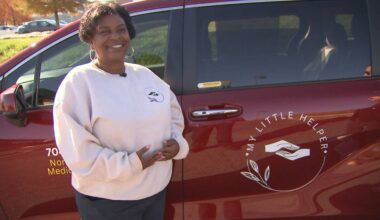 Charlotte woman receives small business grant – WSOC TV