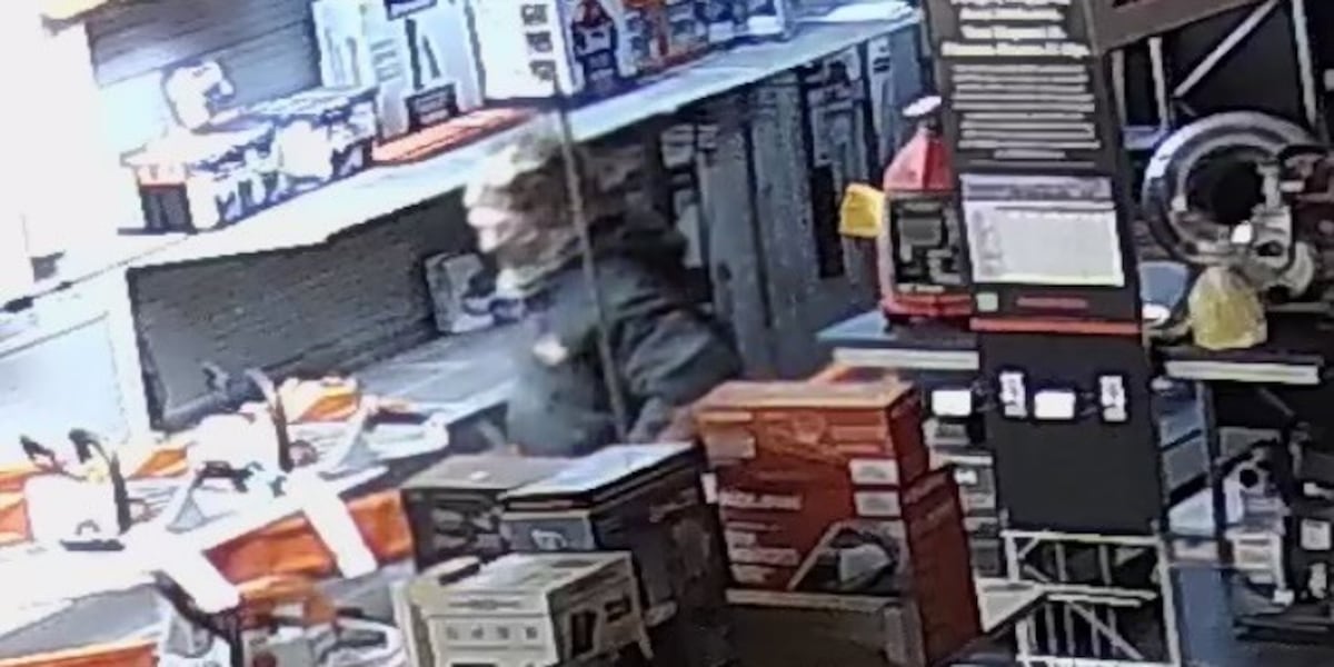 Police search for suspect in St. Johnsbury business robbery