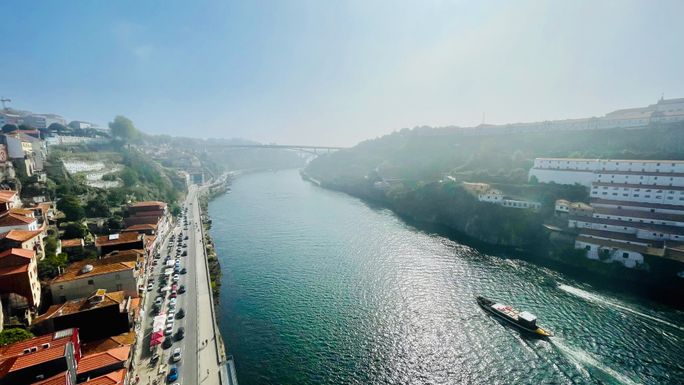 Douro River, Porto, Portugal Douro River, Porto, Portugal
