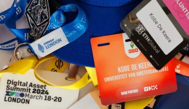 A sociological venture into the world of cryptocurrencies