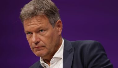 German Greens pick Economy Minister Habeck to lead snap election campaign – POLITICO