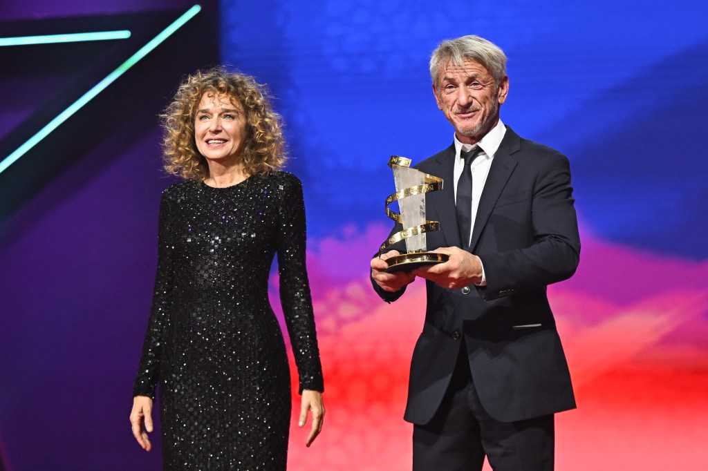 Sean Penn Challenges Political Correctness As He Feted In Marrakech