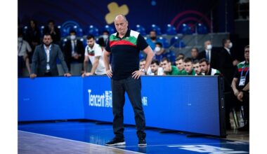 България може да играе и без Везенков срещу Черна гора