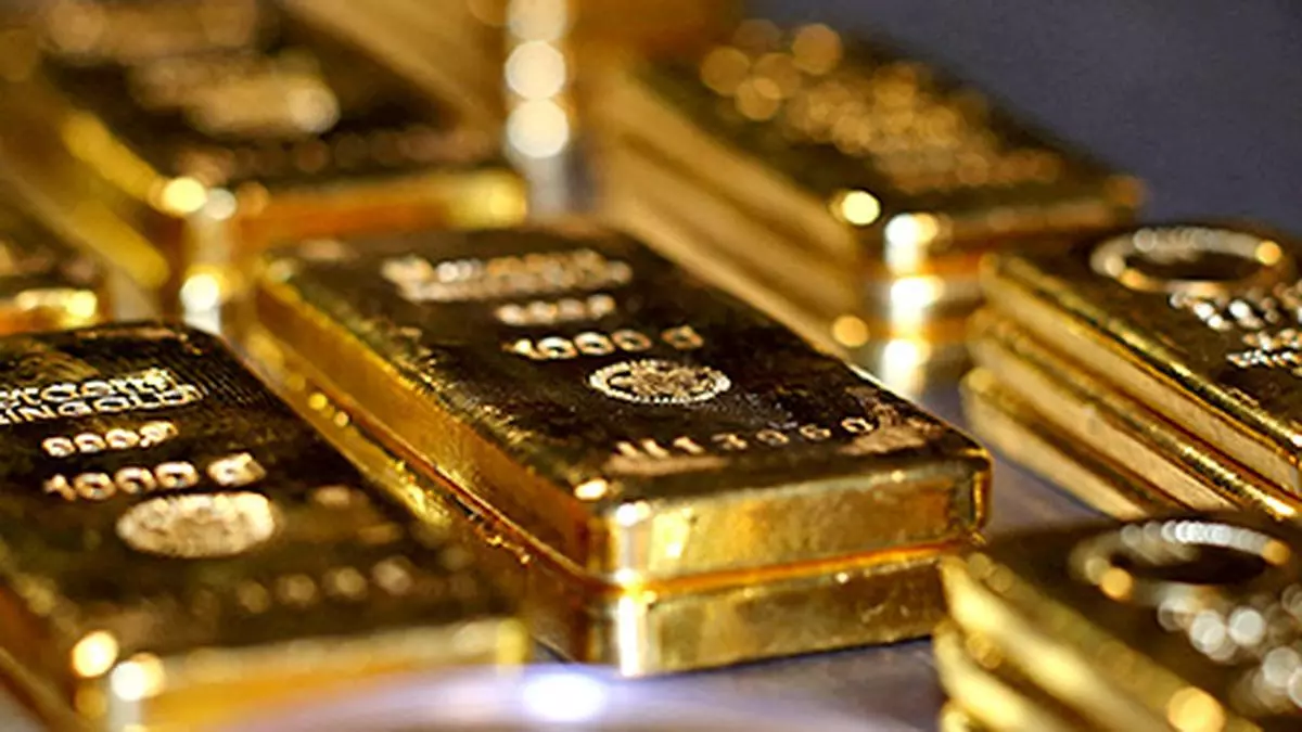 Gold prices plunge ₹1,391 per 10 grams as geopolitical concerns ease