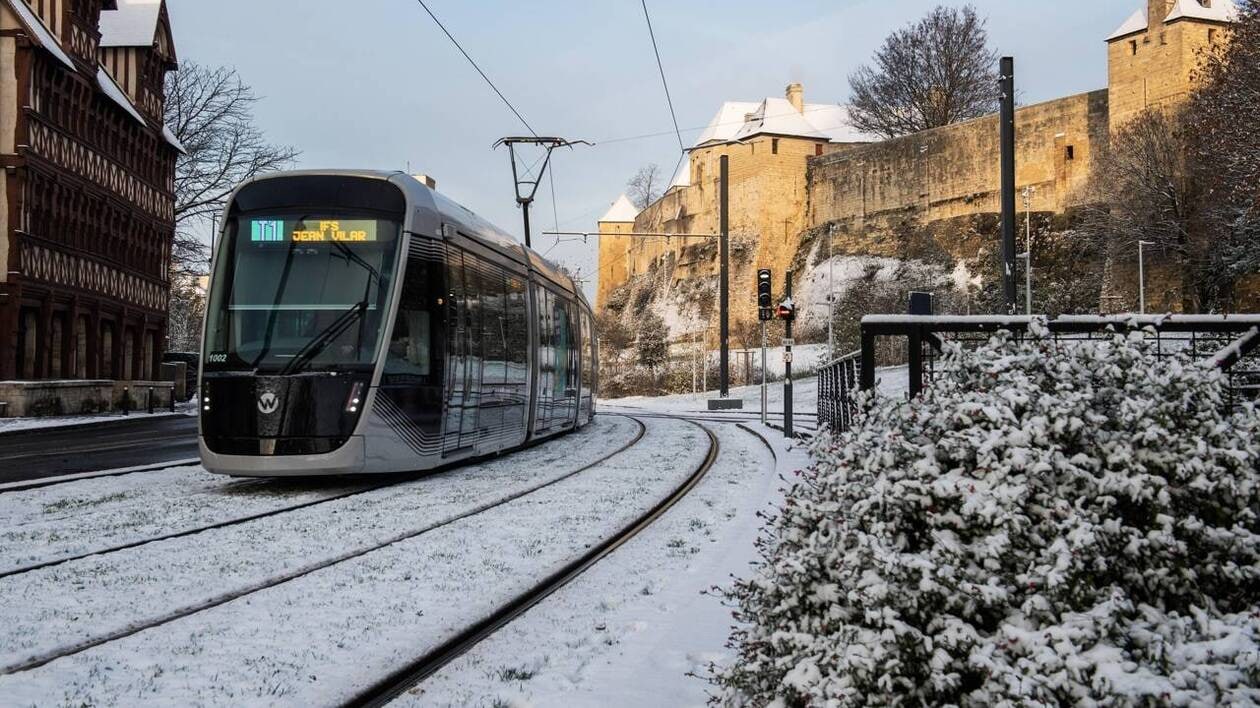 De la neige annoncée dans la moitié nord de la France jeudi : à quoi faut-il s’attendre ?