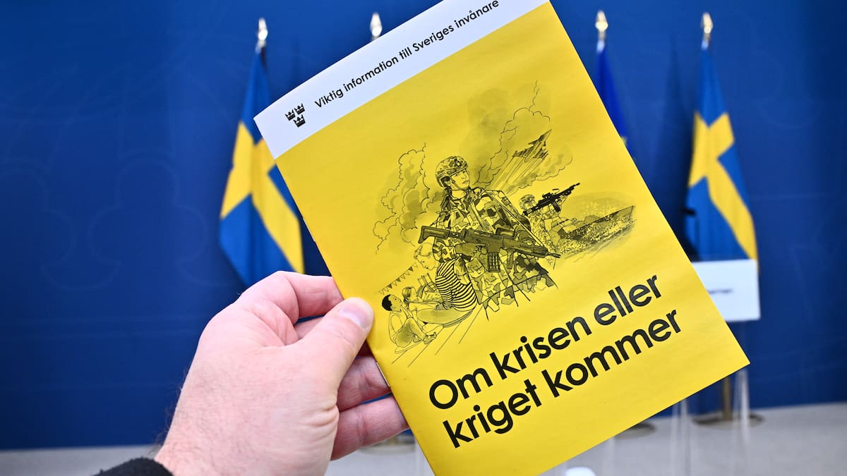 Sweden, Finland urge residents to be ready for war