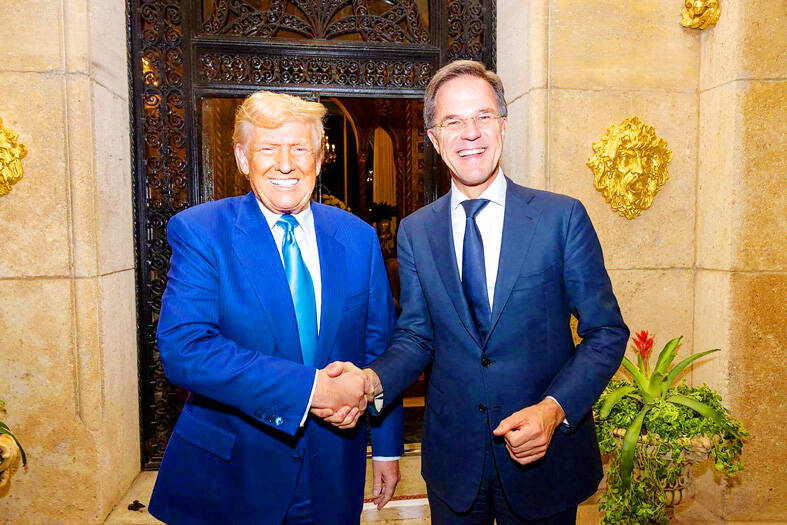 Trump, NATO Secretary-General Rutte meet in Florida