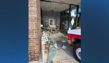 Drivers, business owners realize destructive Scituate crash – Boston 25 News