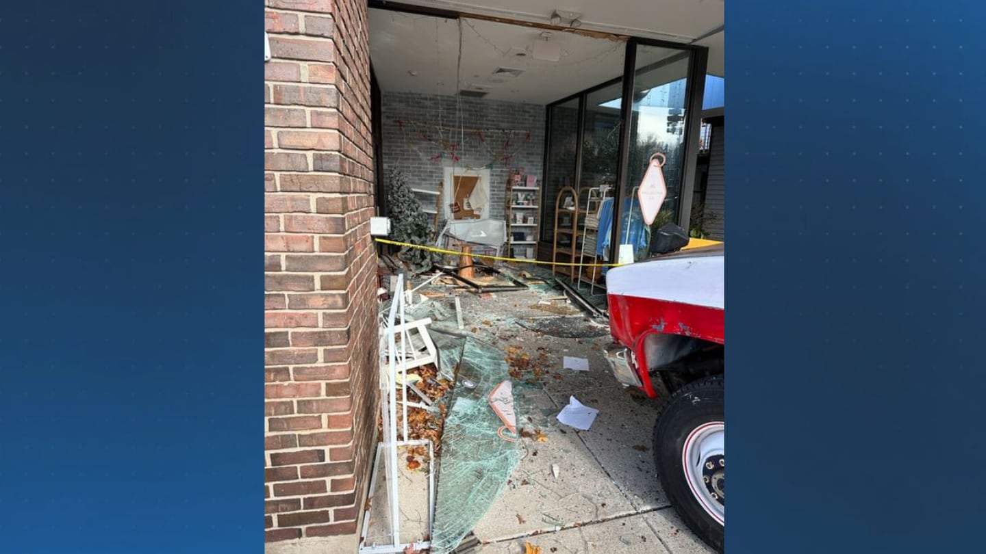 Drivers, business owners realize destructive Scituate crash – Boston 25 News