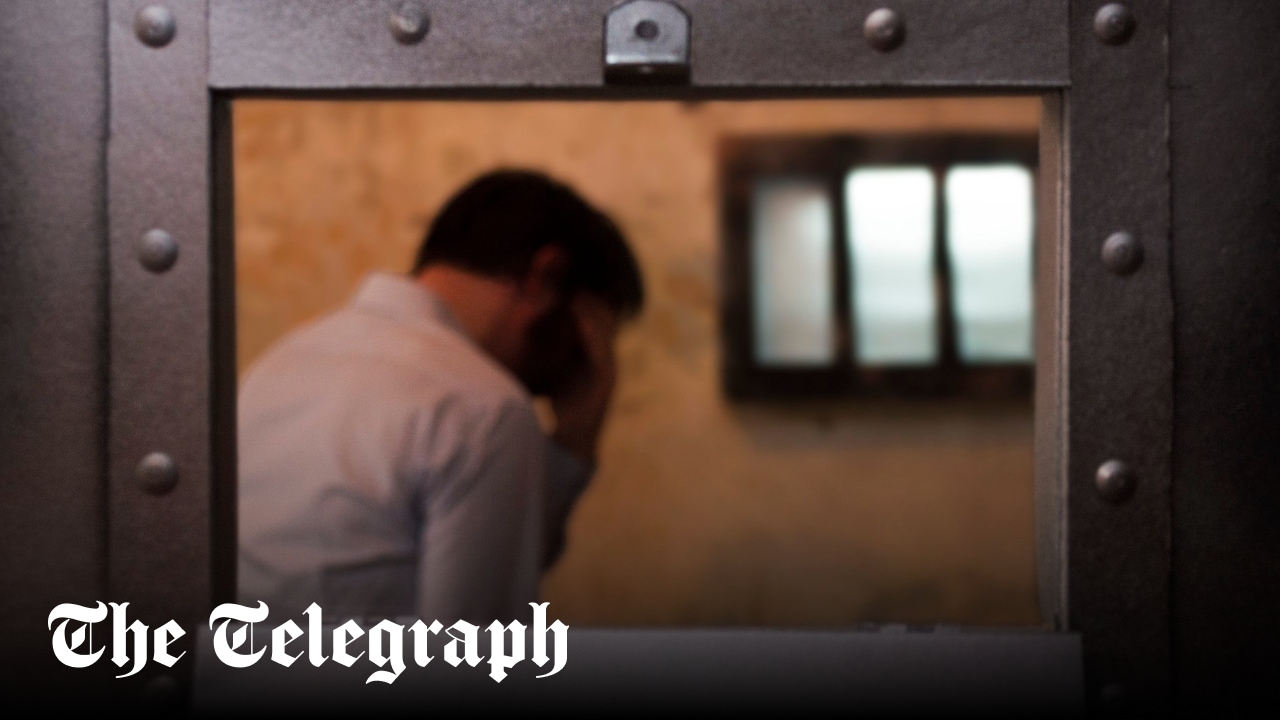 Violent Portuguese drug dealer cannot be deported because of EU free movement rules, judge says