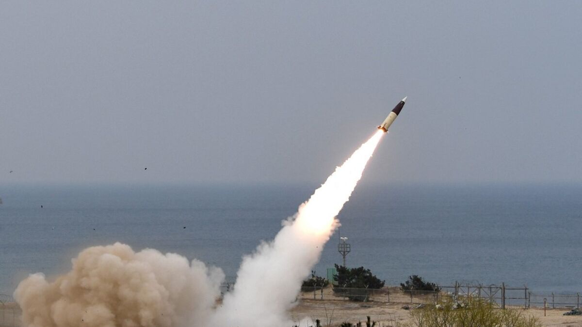 Guerre en Ukraine : les États-Unis autorisent l’utilisation par Kiev de missiles longue portée contre la Russie