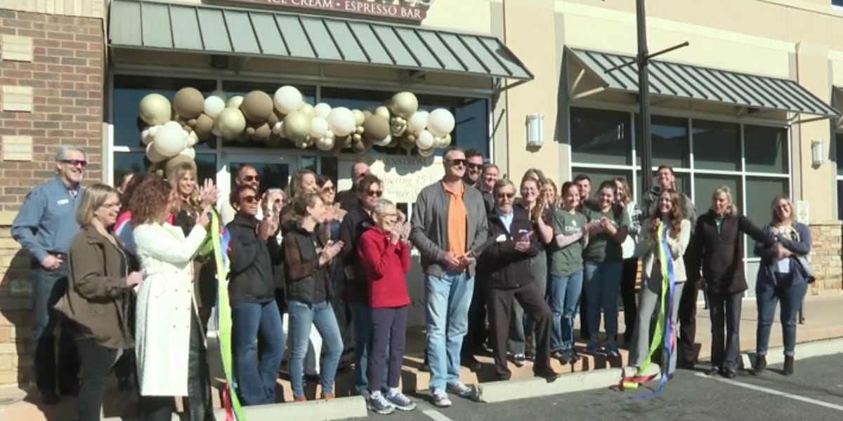 Enstrom’s celebrates 15 years of business